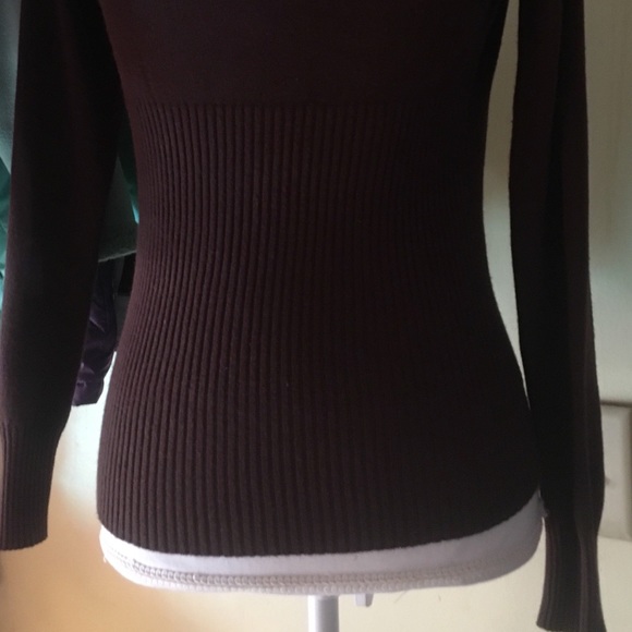 Cute Brown Fitted Sweater - Picture 2 of 2